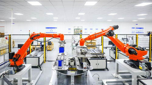 促进数字技术与制造业深度融合，以人工智能集成服务赋能中国智造